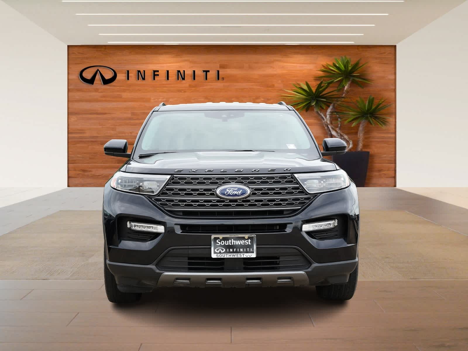 Thumbnail: 2022 Ford Explorer - 2