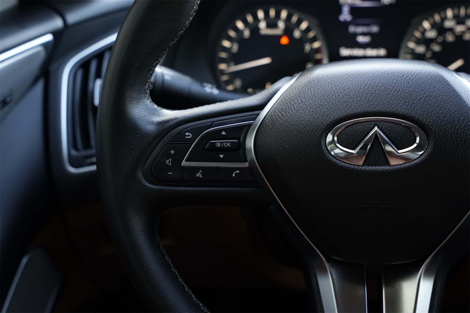 Thumbnail: 2024 INFINITI Q50 - 10