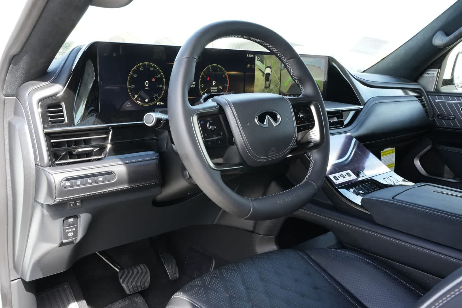 Thumbnail: 2026 INFINITI QX80 - 16