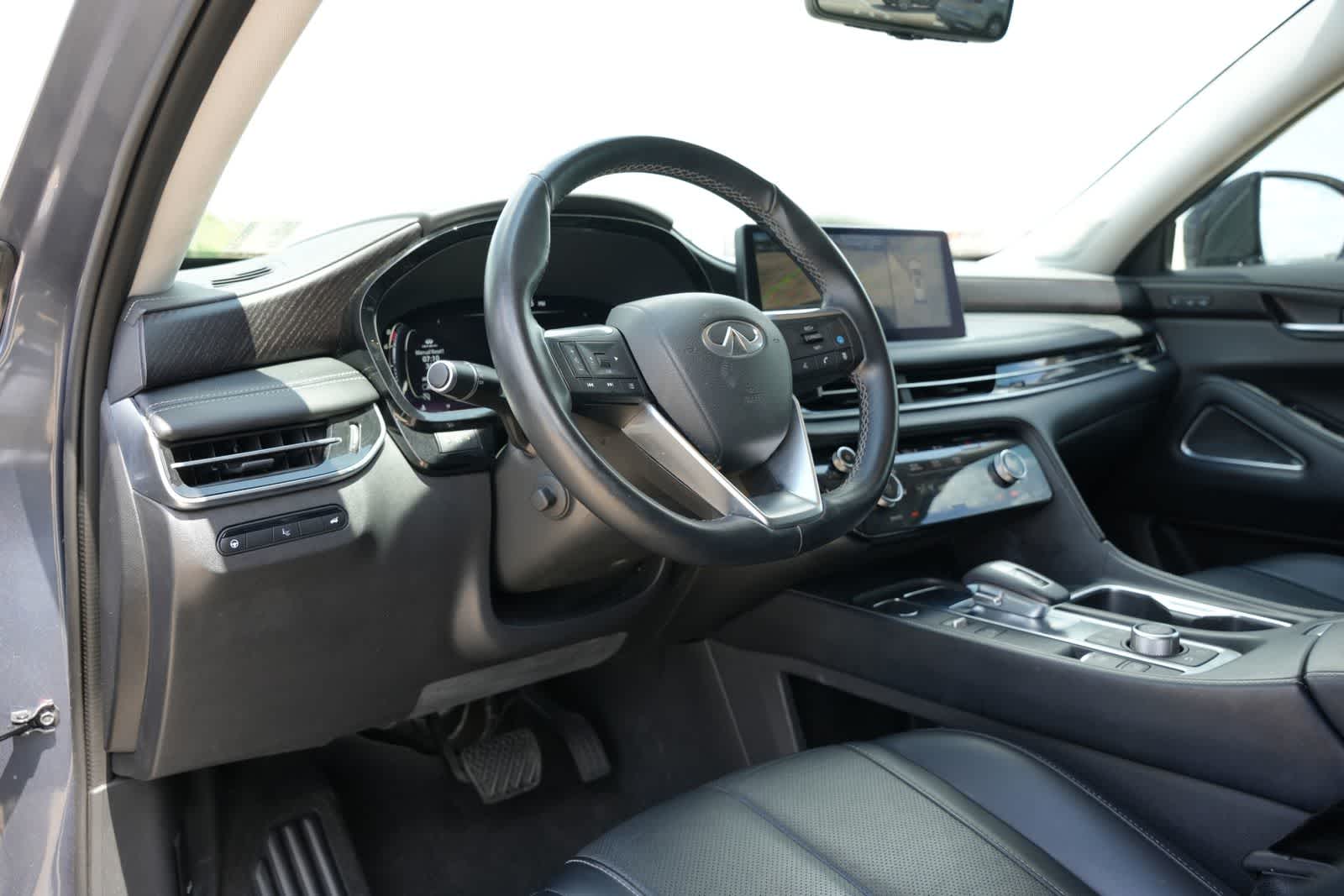 Thumbnail: 2023 INFINITI QX60 - 16