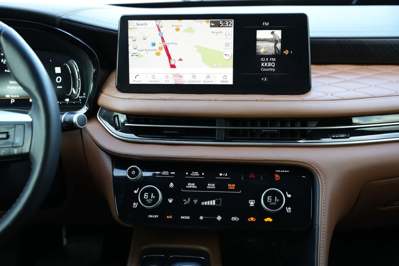 Thumbnail: 2024 INFINITI QX60 - 12