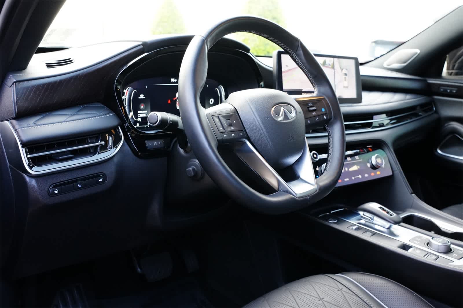 Thumbnail: 2024 INFINITI QX60 - 16
