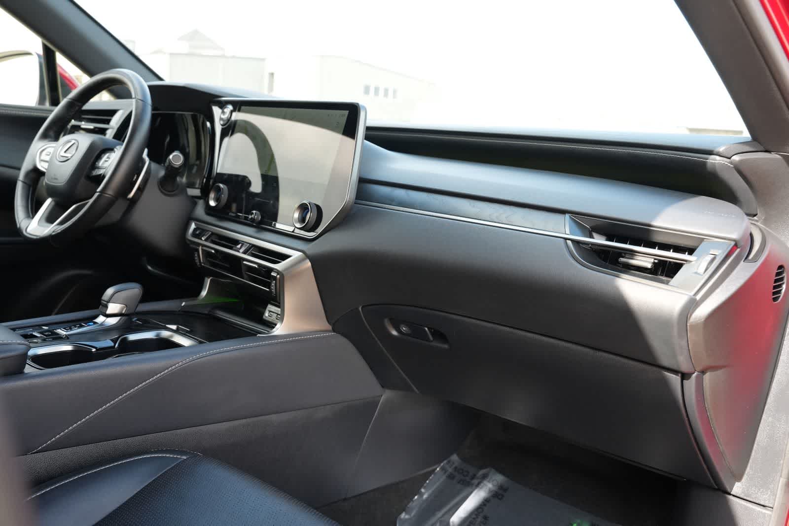 Thumbnail: 2025 Lexus RX - 23