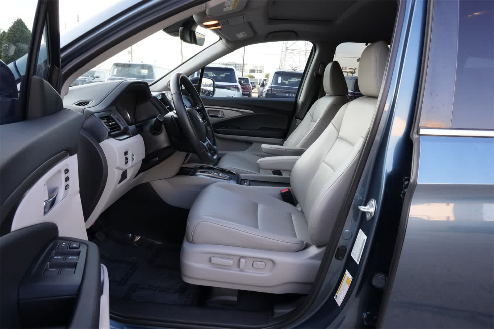 Thumbnail: 2021 Honda Pilot - 17