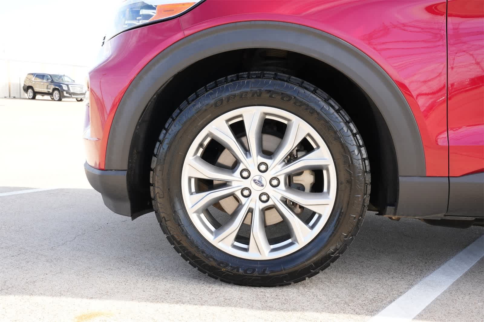 Thumbnail: 2020 Ford Explorer - 25