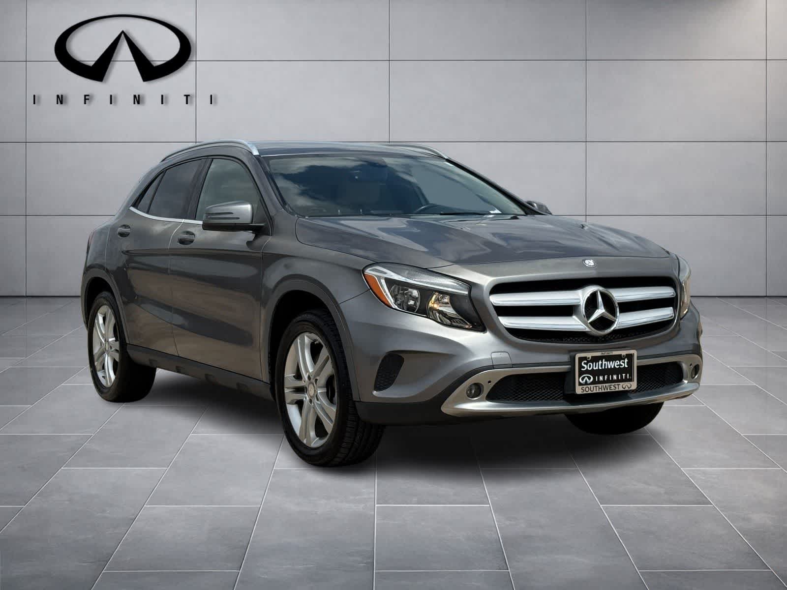 Thumbnail: 2015 Mercedes-Benz GLA - 3