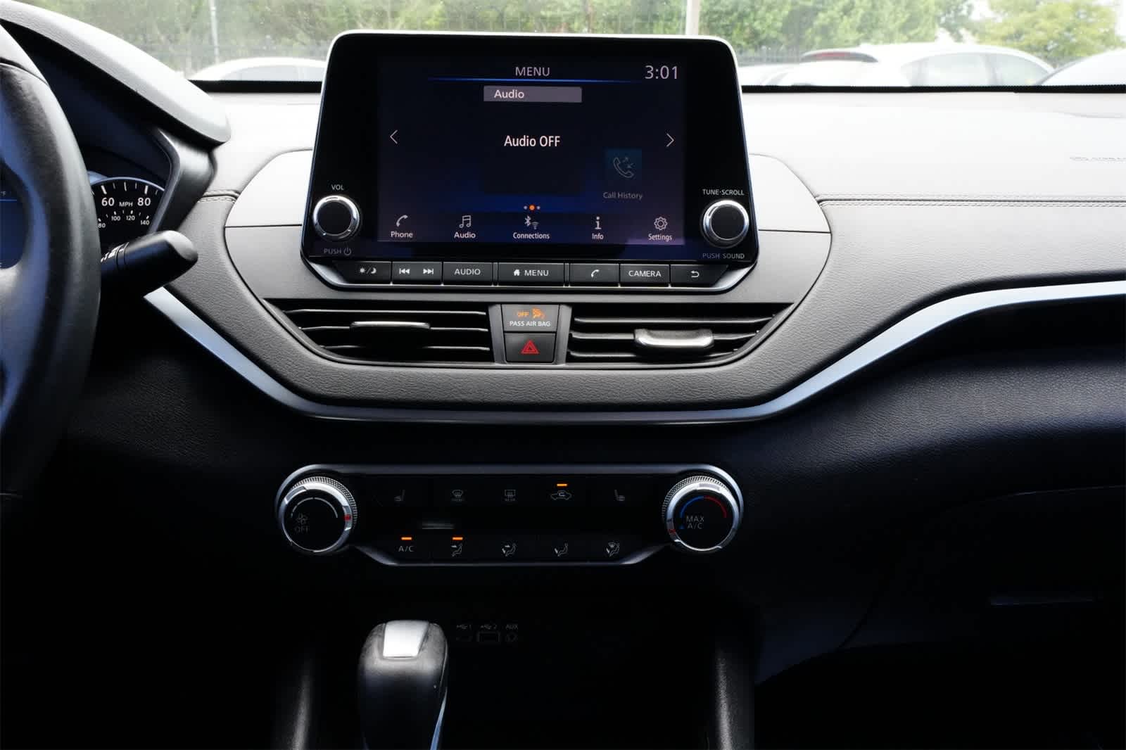 Thumbnail: 2022 Nissan Altima - 13