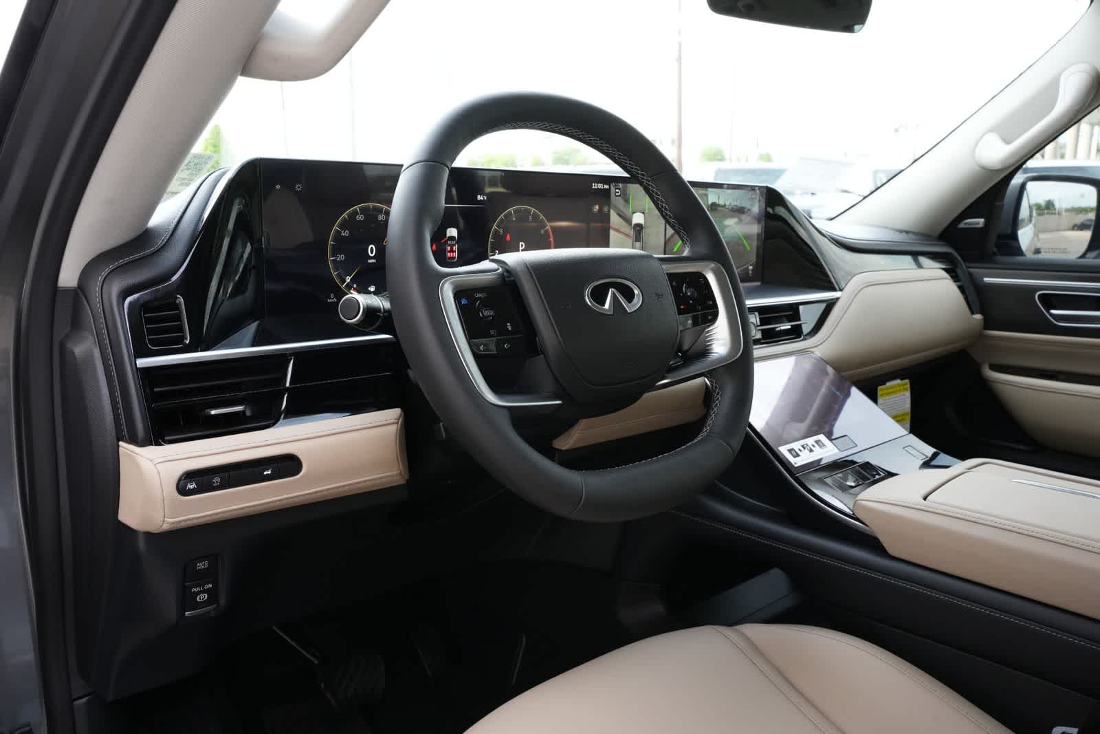 Thumbnail: 2026 INFINITI QX80 - 16