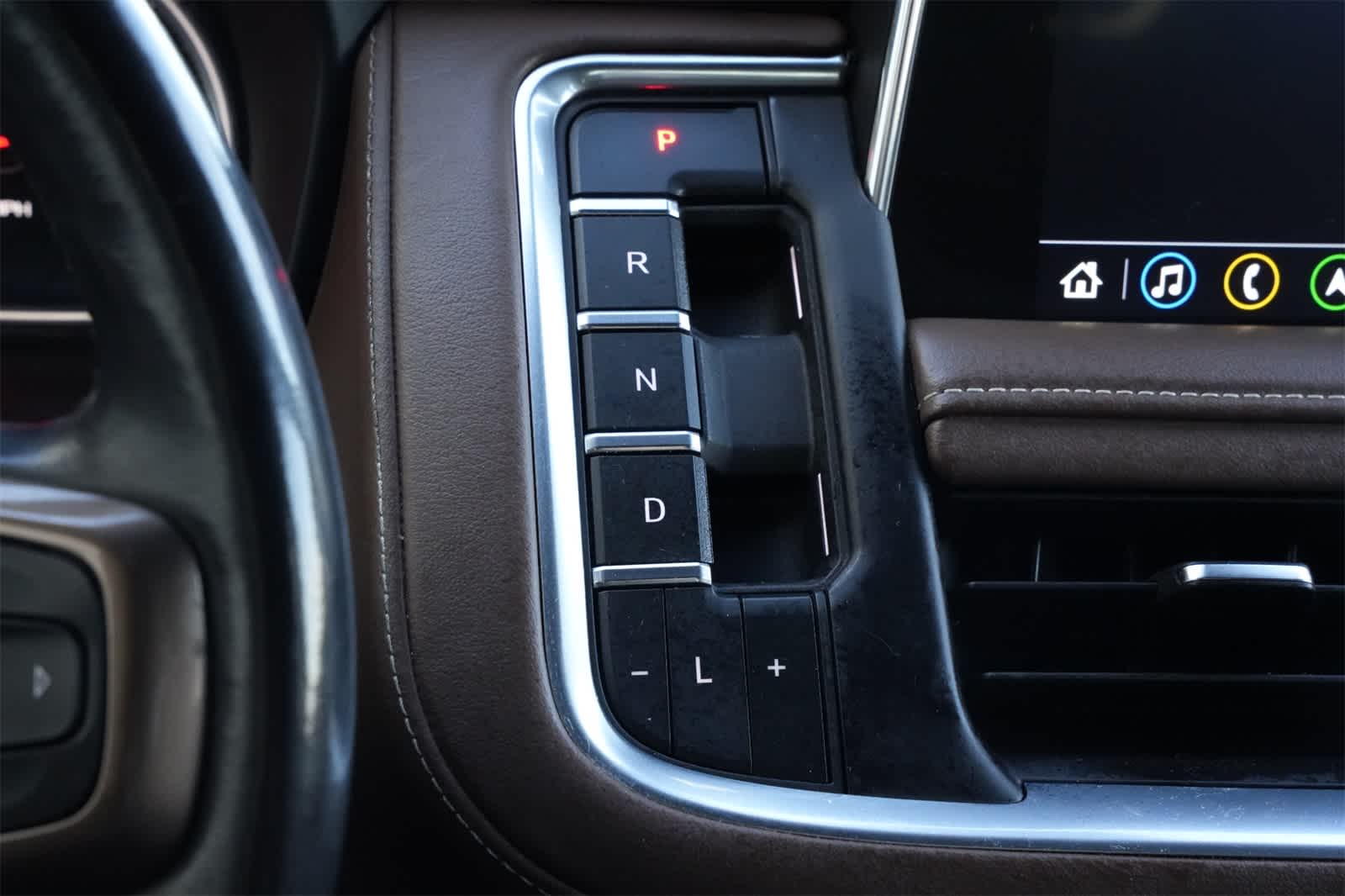 Thumbnail: 2021 Chevrolet Tahoe - 15