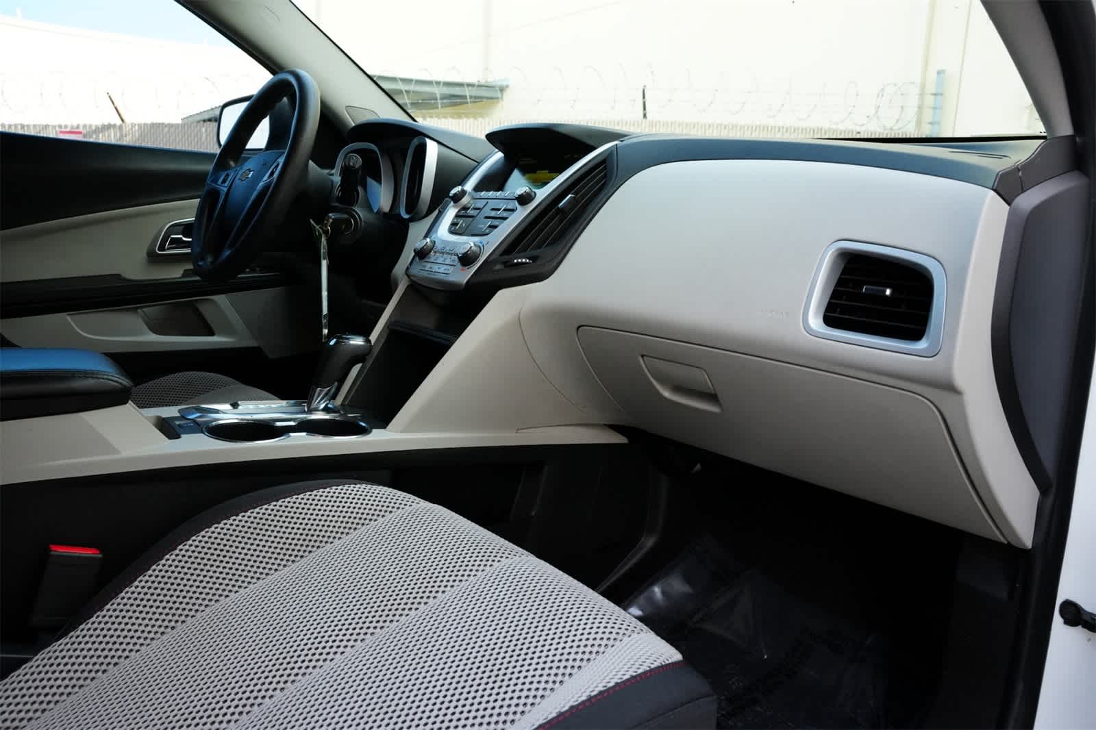 Thumbnail: 2016 Chevrolet Equinox - 22