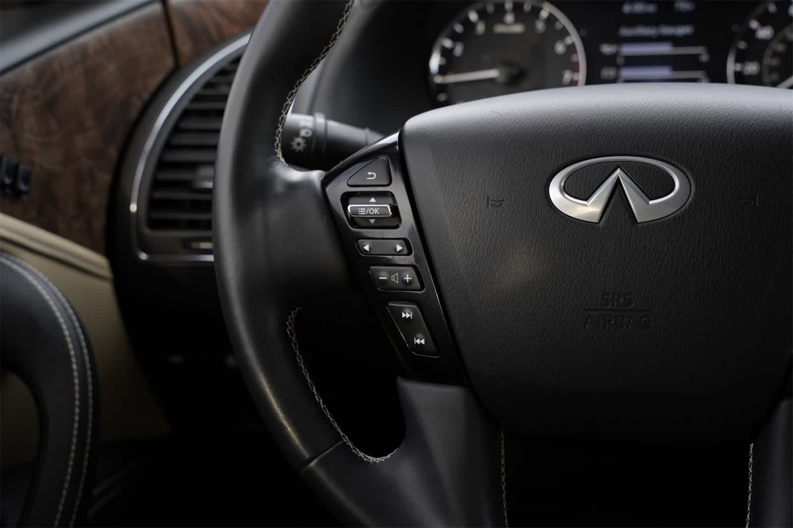 Thumbnail: 2024 INFINITI QX80 - 10