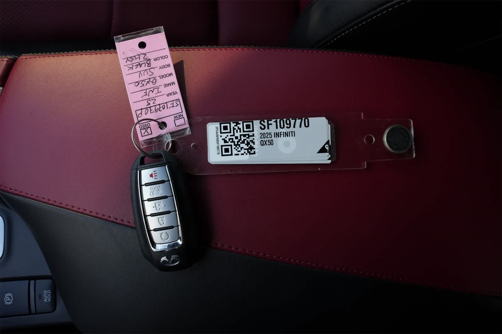 Thumbnail: 2025 INFINITI QX50 - 28