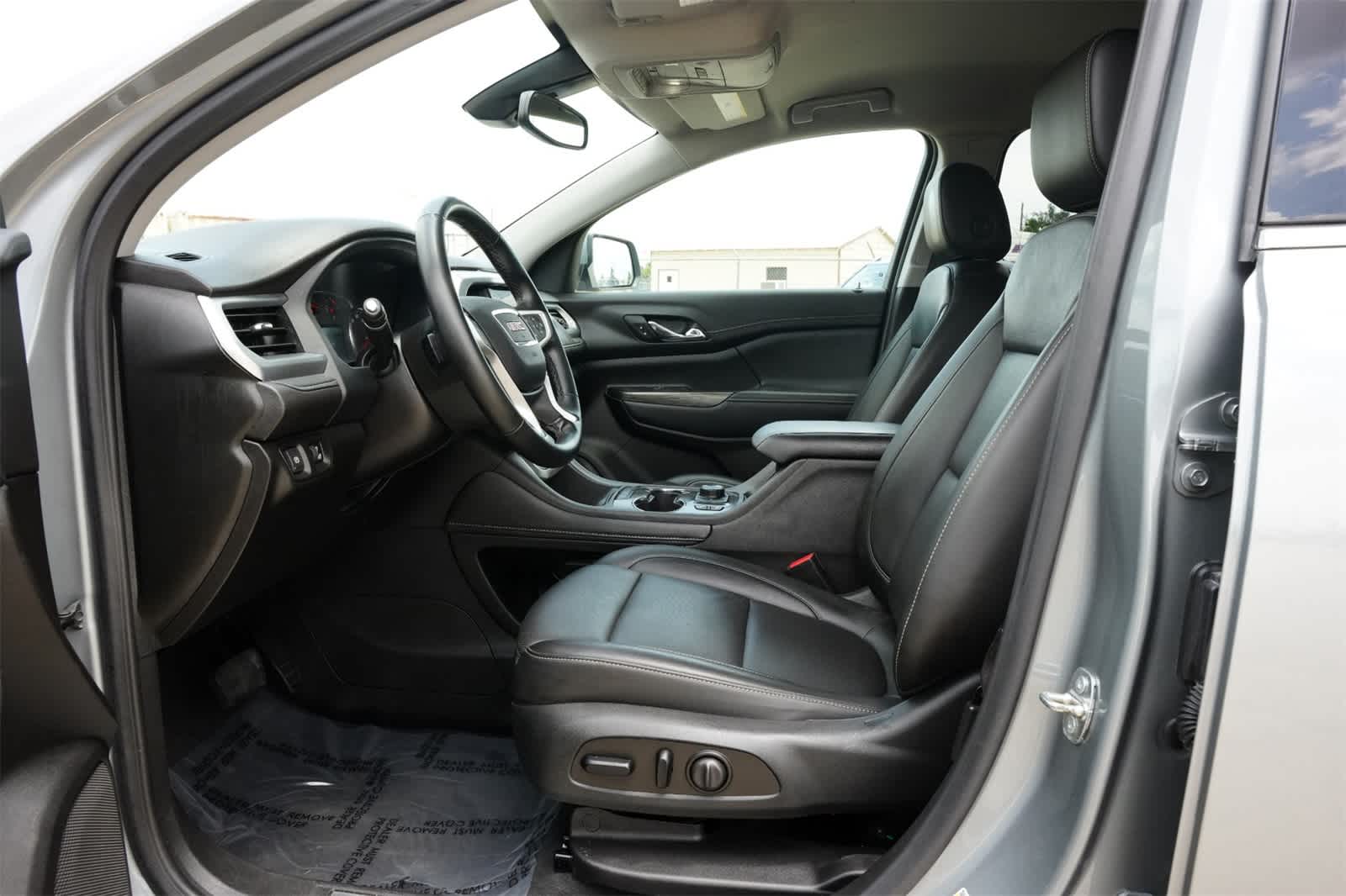 2023 GMC Acadia SLT 15