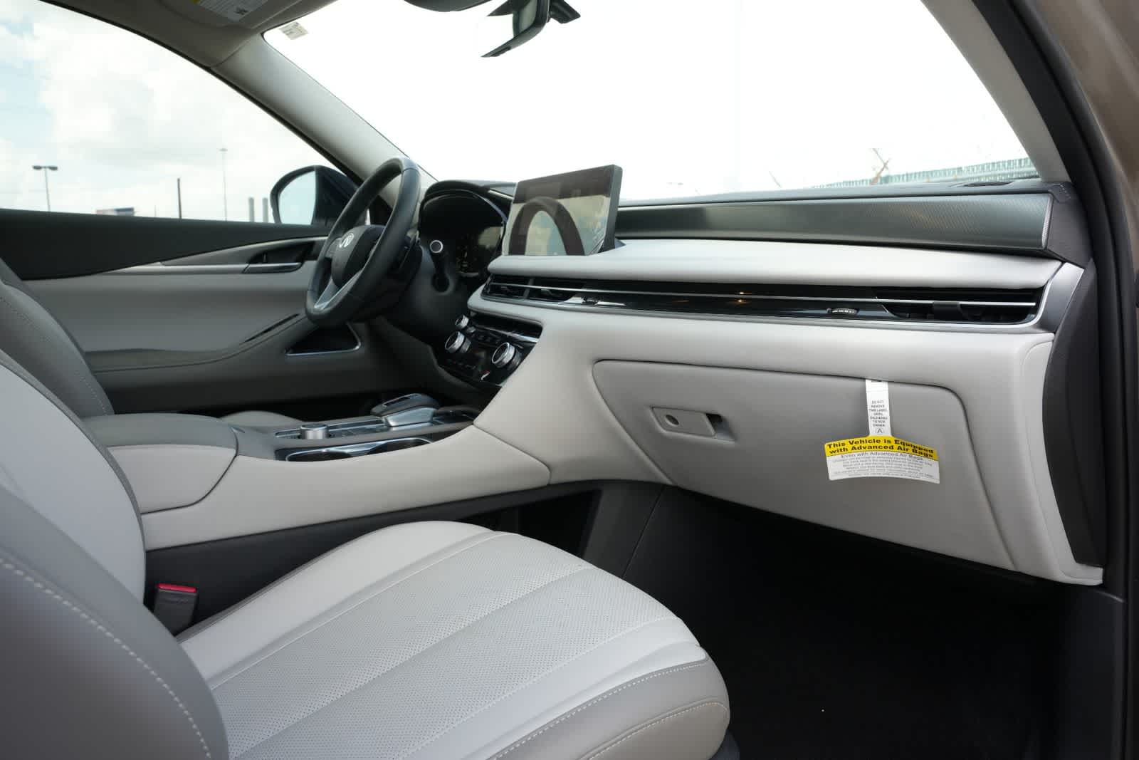 Thumbnail: 2026 INFINITI QX60 - 22