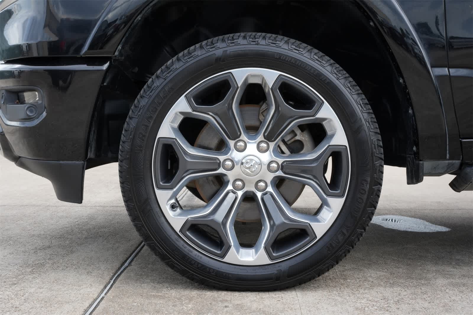 Thumbnail: 2019 RAM 1500 - 26
