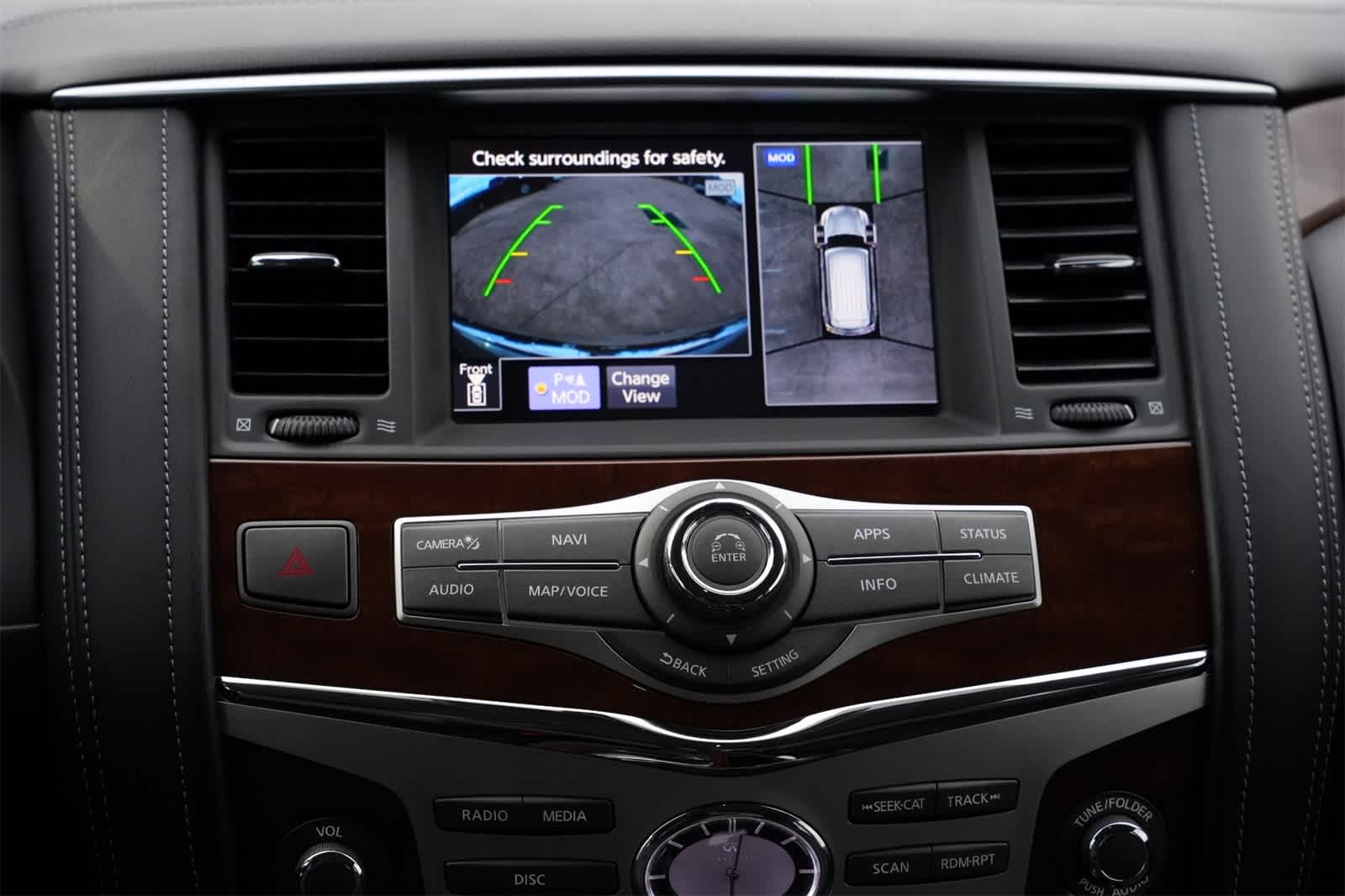 Thumbnail: 2018 INFINITI QX80 - 14