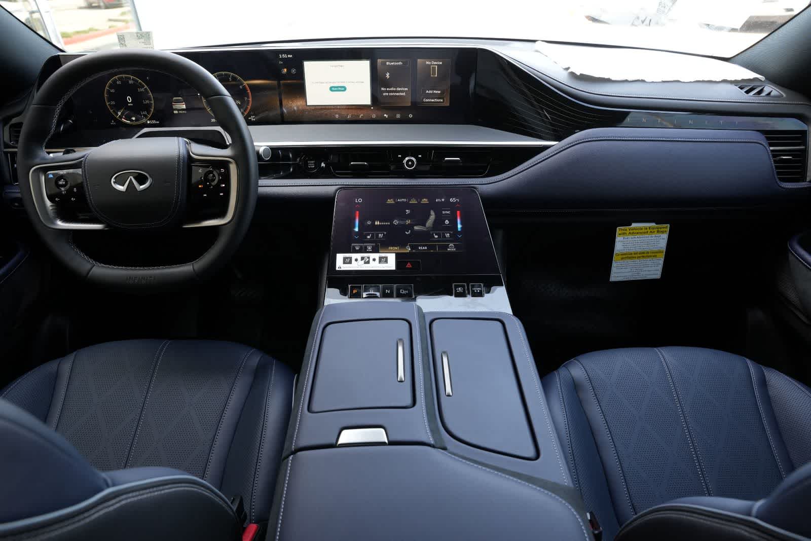 Thumbnail: 2026 INFINITI QX80 - 7