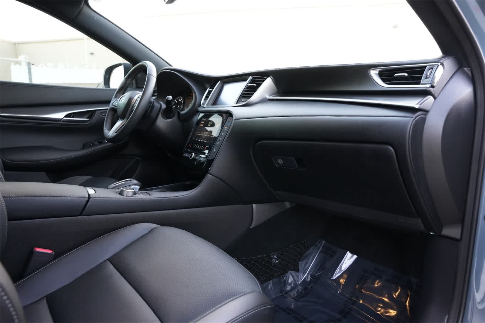 Thumbnail: 2025 INFINITI QX55 - 23