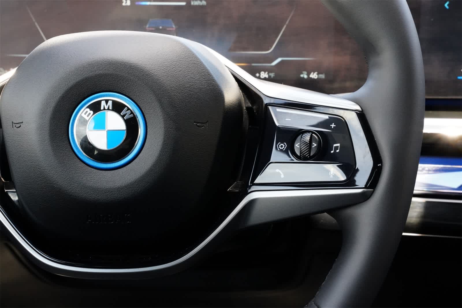 Thumbnail: 2024 BMW i5 - 10
