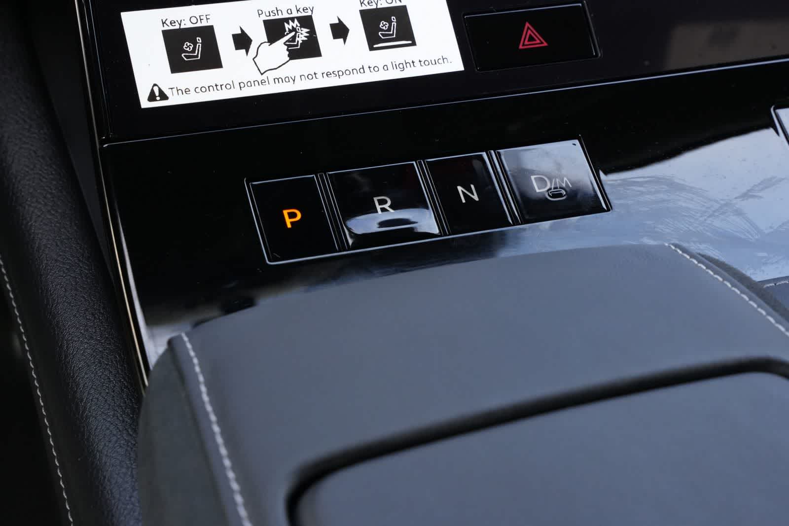 Thumbnail: 2026 INFINITI QX80 - 14