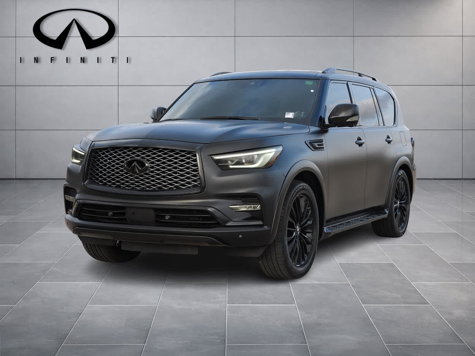 Thumbnail: 2022 INFINITI QX80 - 1