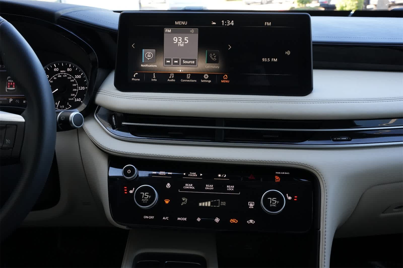 Thumbnail: 2025 INFINITI QX60 - 12