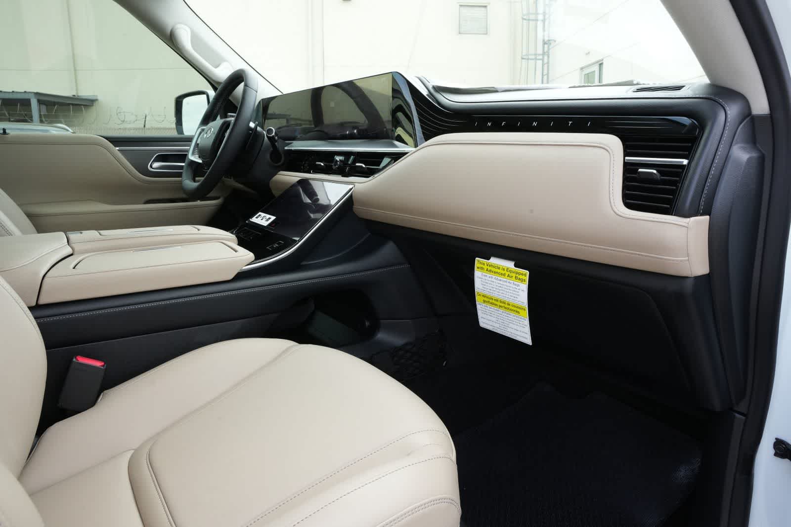 Thumbnail: 2026 INFINITI QX80 - 22