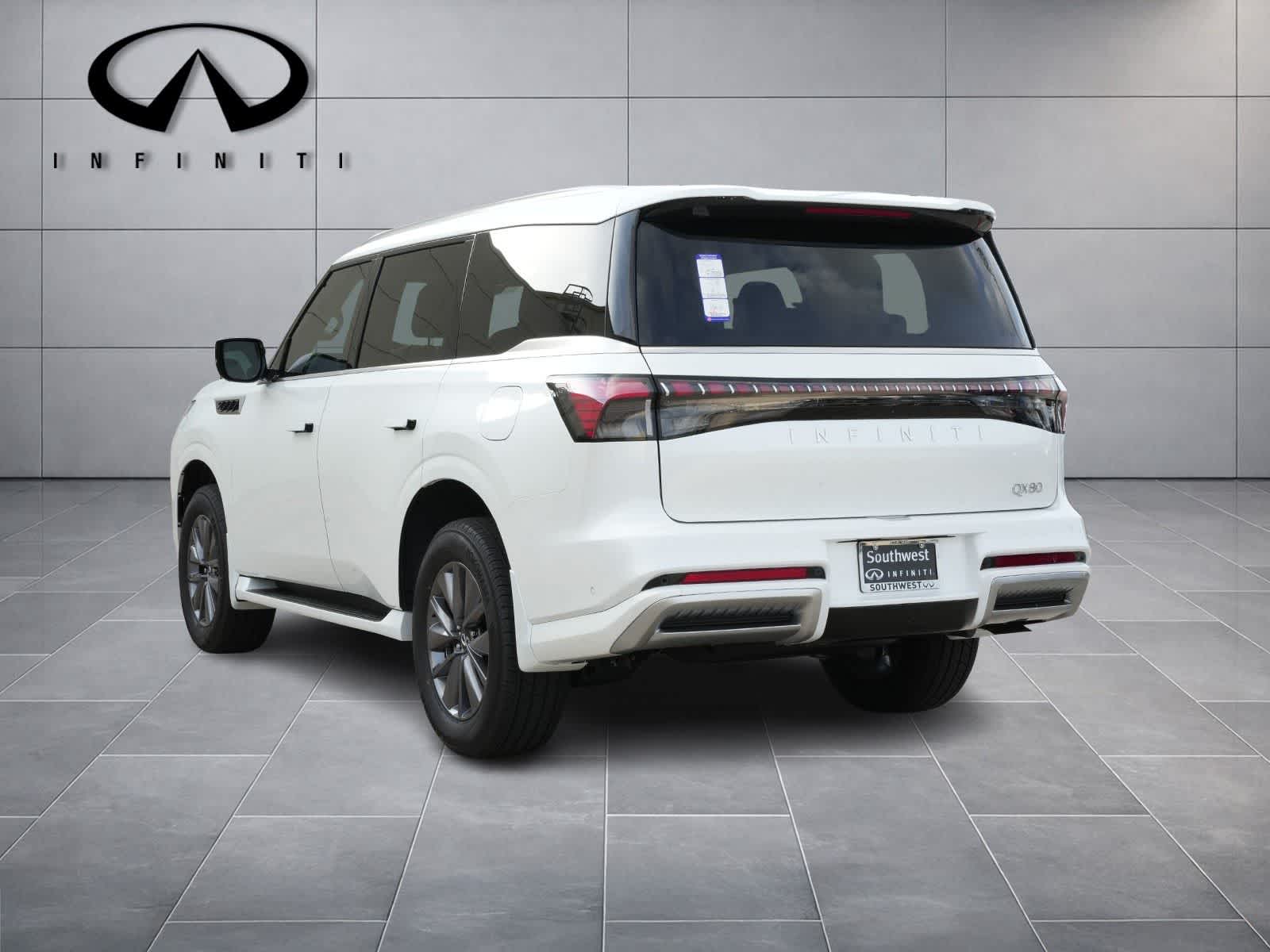 Thumbnail: 2026 INFINITI QX80 - 5