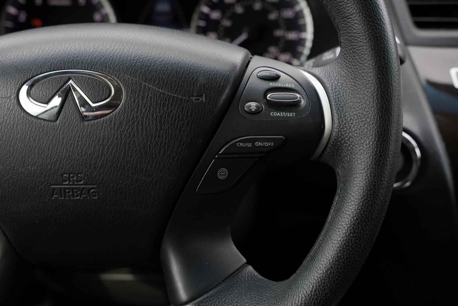 Thumbnail: 2013 INFINITI JX35 - 11
