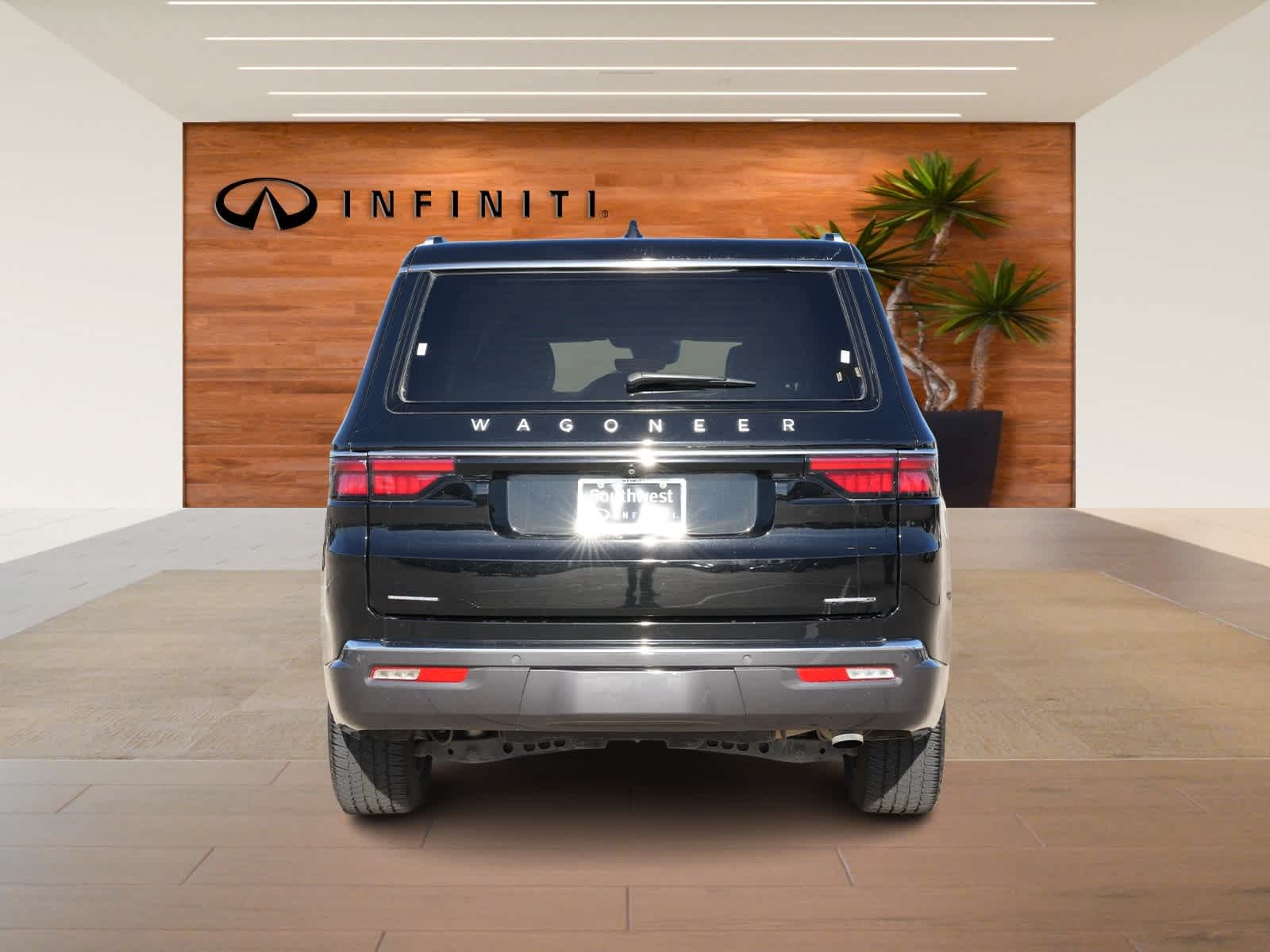 Thumbnail: 2022 Jeep Wagoneer - 6