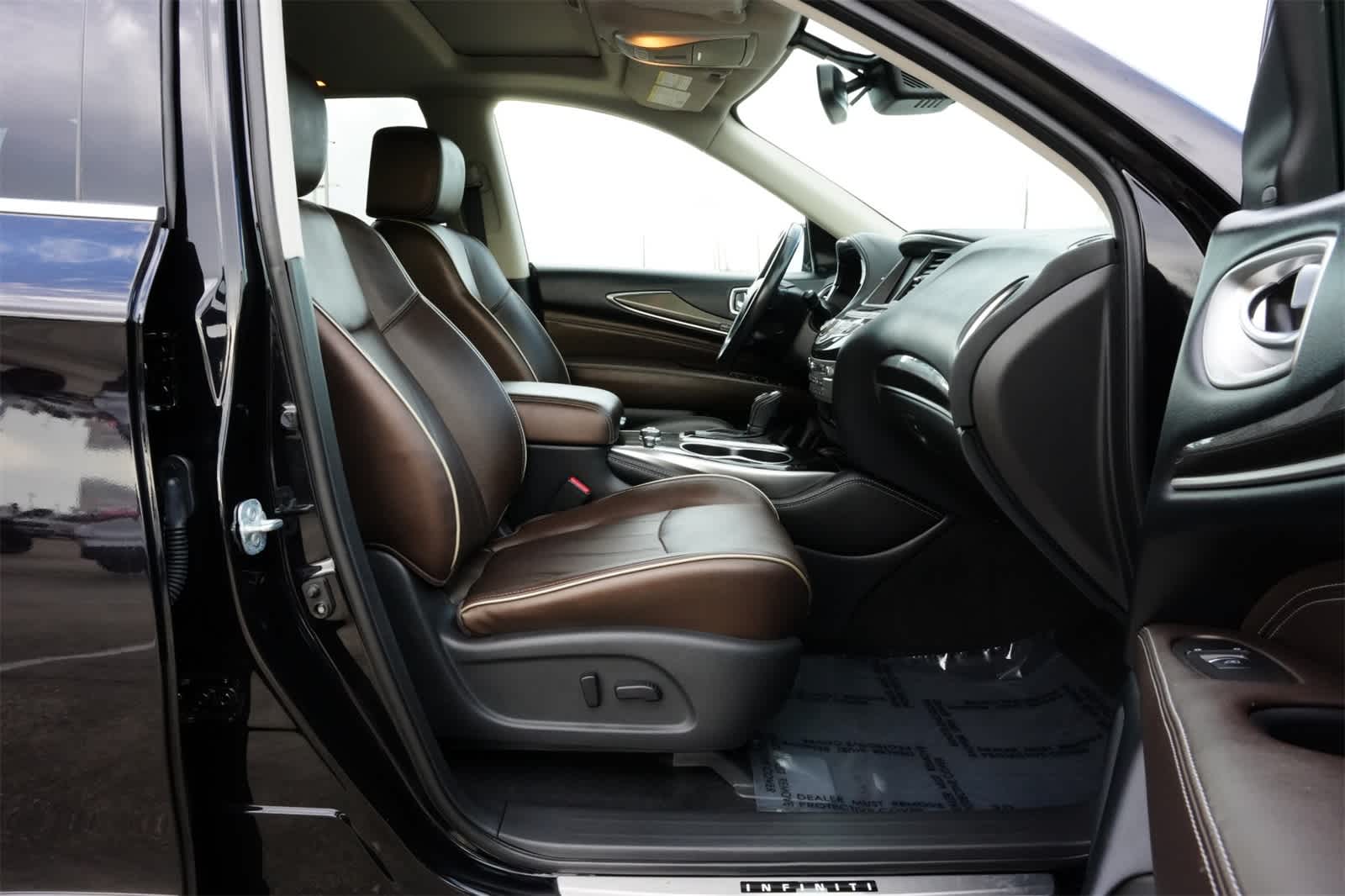Thumbnail: 2019 INFINITI QX60 - 24