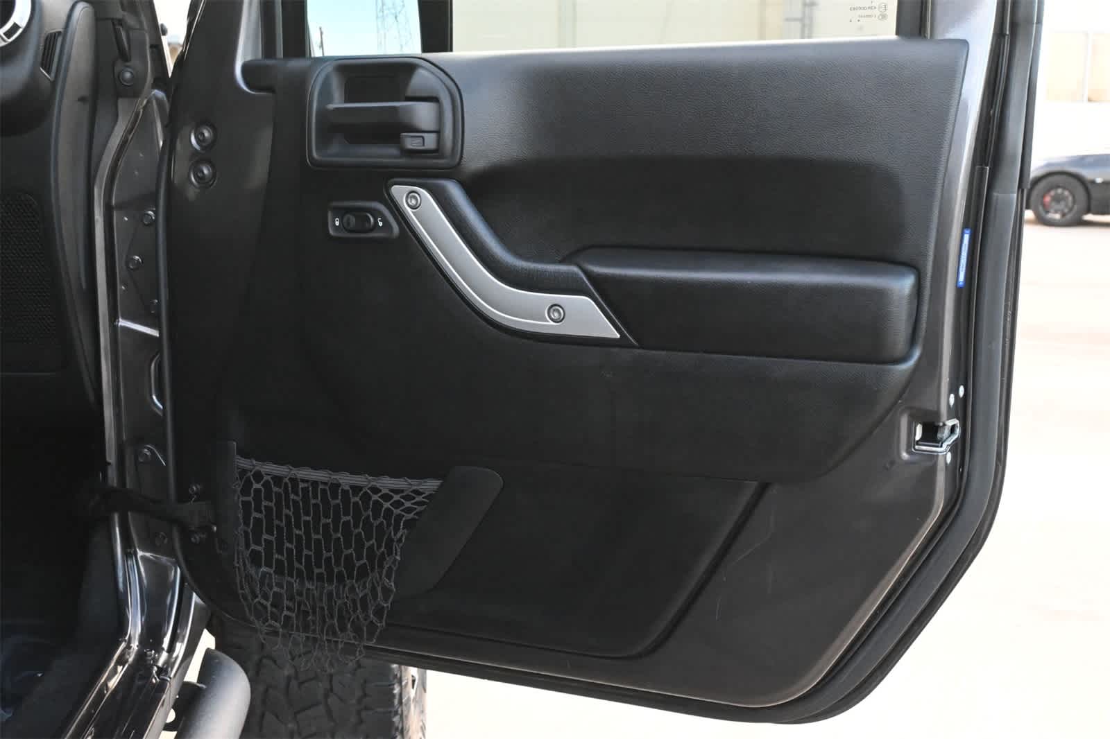 Thumbnail: 2018 Jeep Wrangler - 24