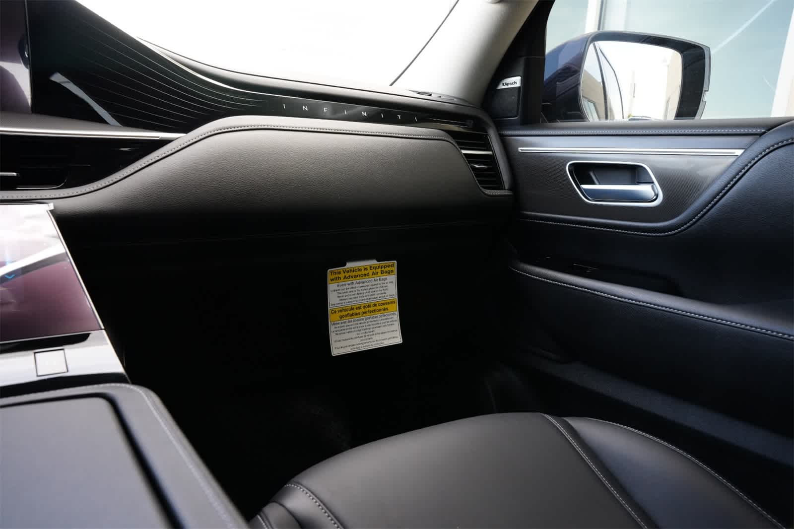 Thumbnail: 2025 INFINITI QX80 - 8