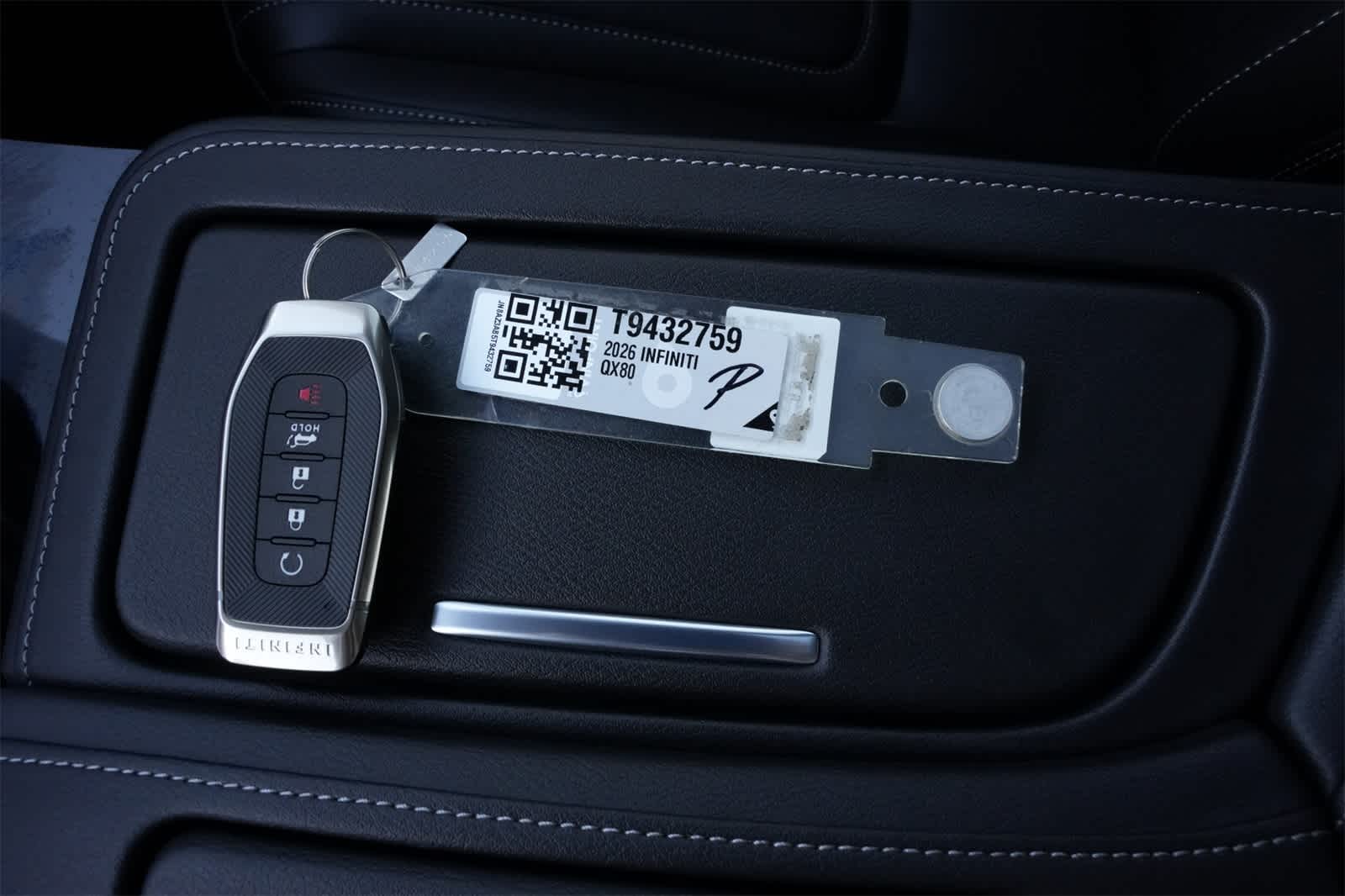 Thumbnail: 2026 INFINITI QX80 - 27