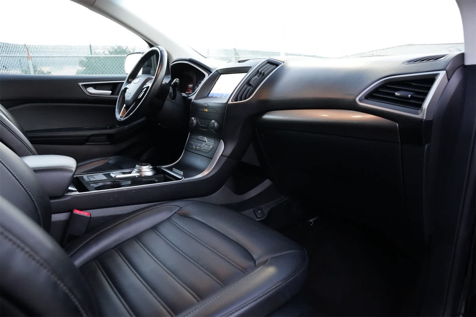 Thumbnail: 2020 Ford Edge - 22