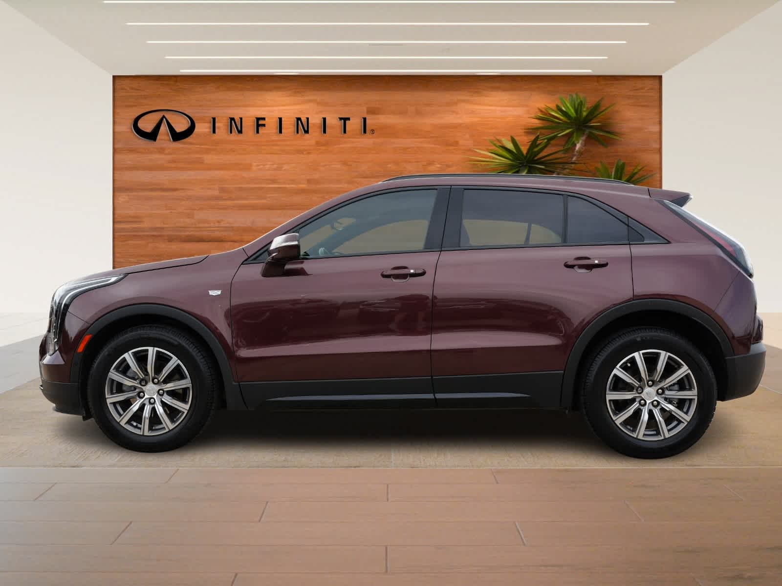 Thumbnail: 2022 Cadillac XT4 - 4
