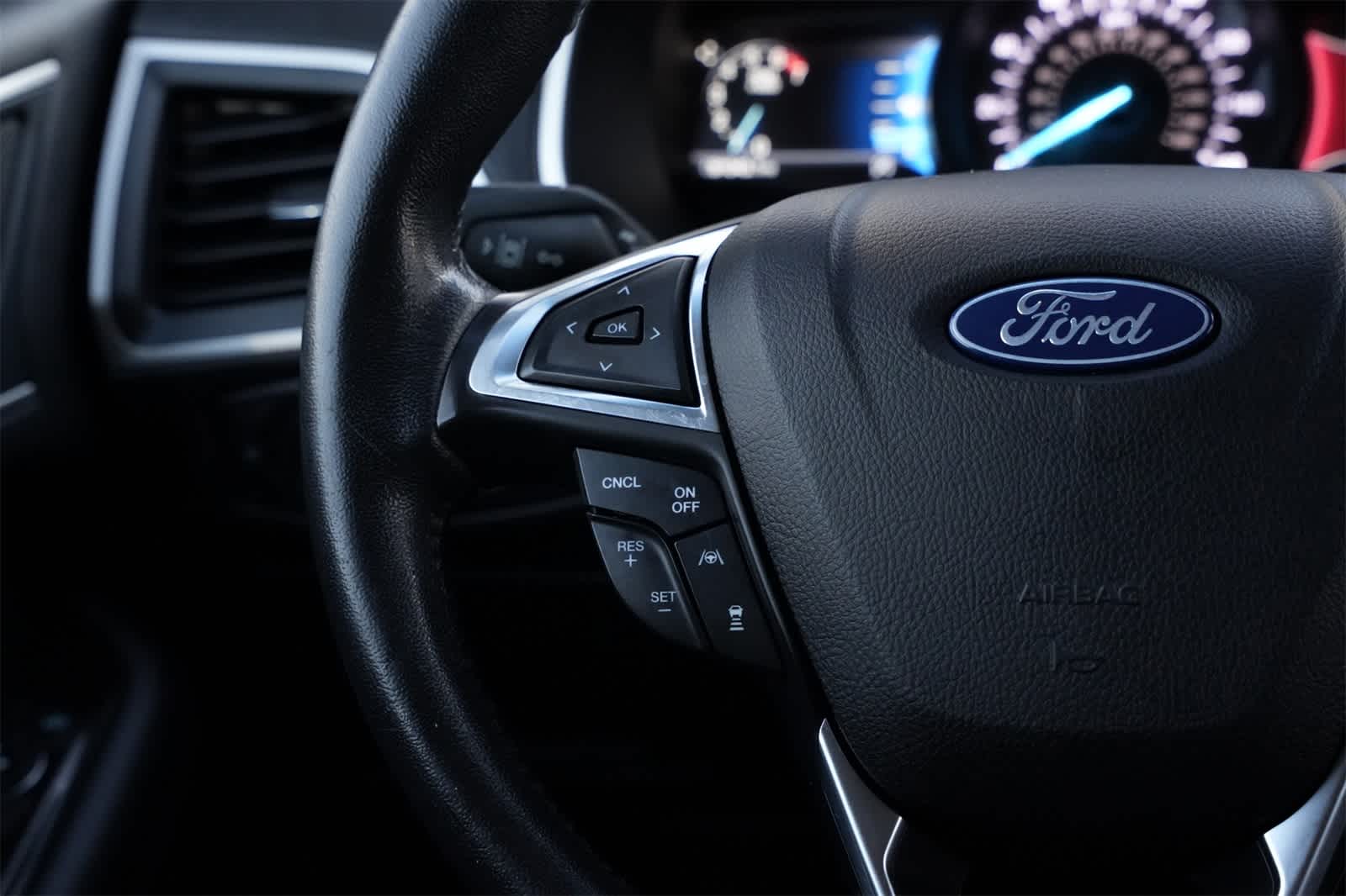 Thumbnail: 2020 Ford Edge - 10