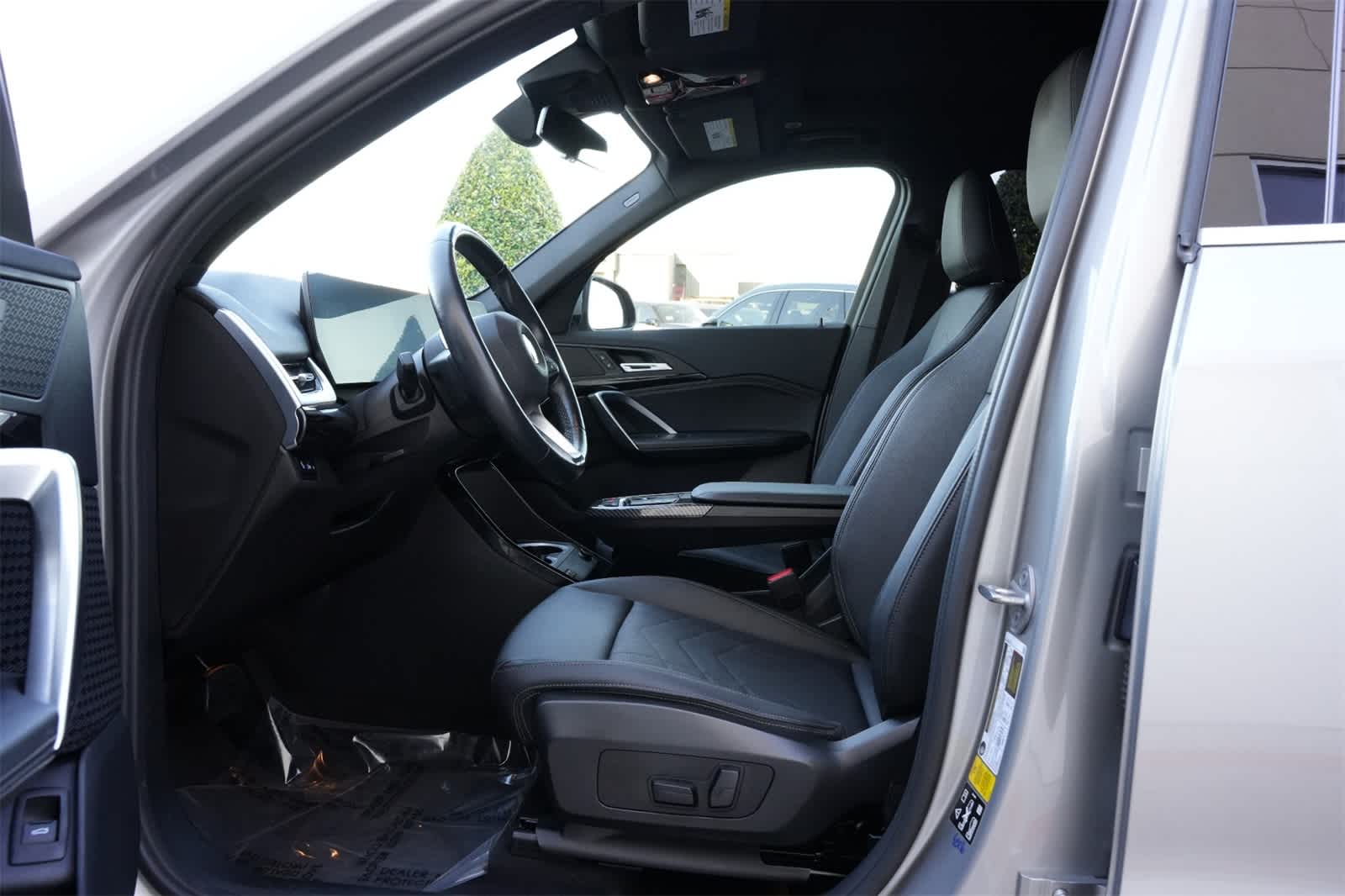 Thumbnail: 2023 BMW X1 - 17