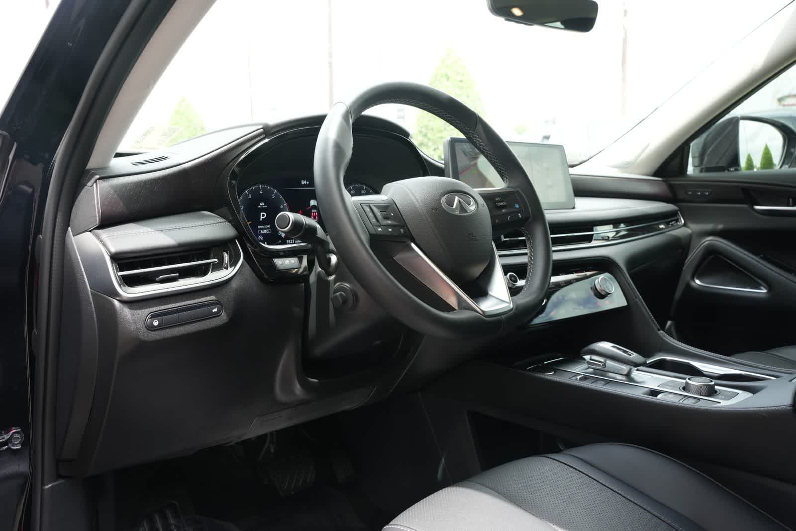 Thumbnail: 2025 INFINITI QX60 - 16