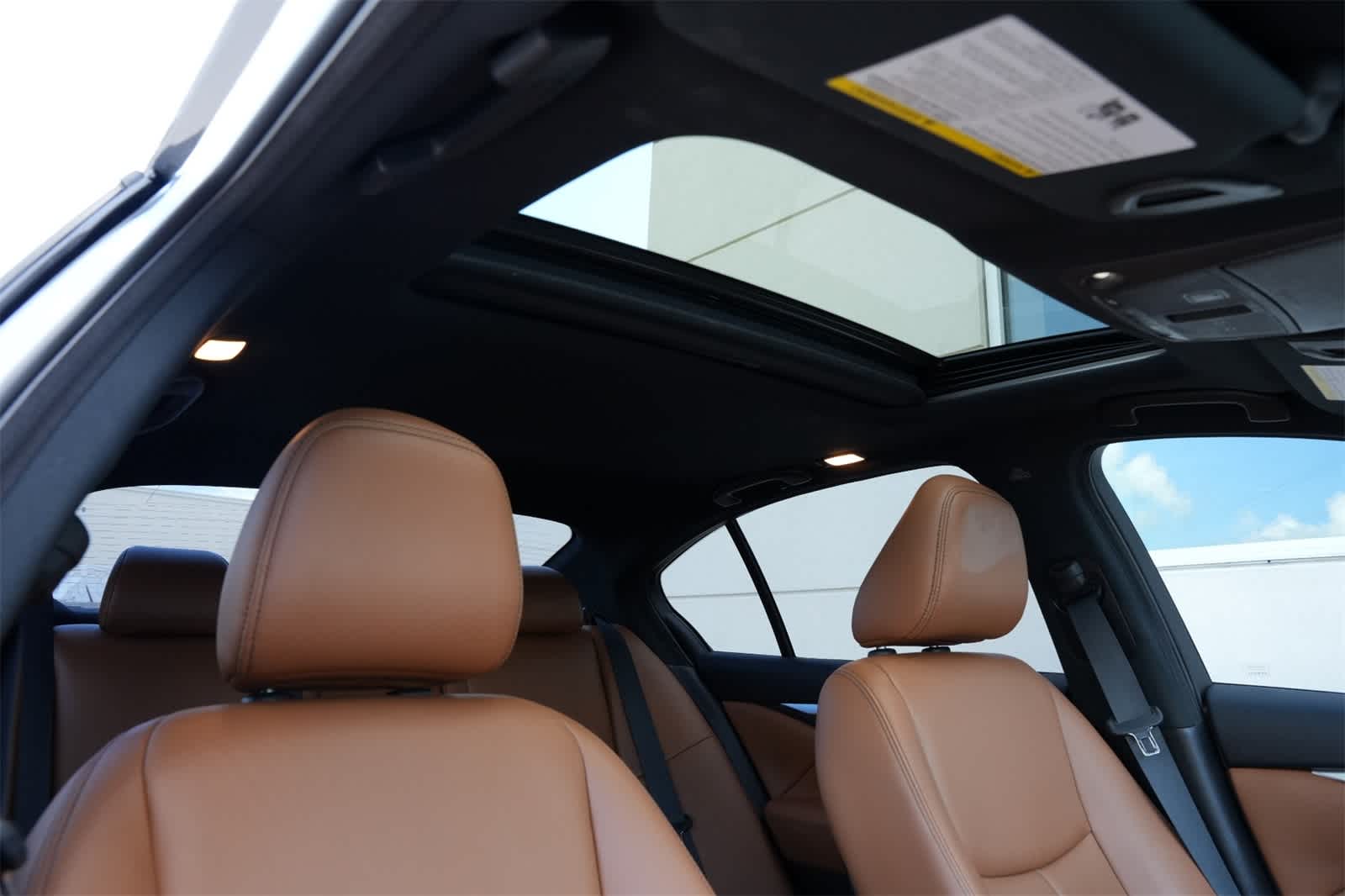 Thumbnail: 2023 INFINITI Q50 - 25