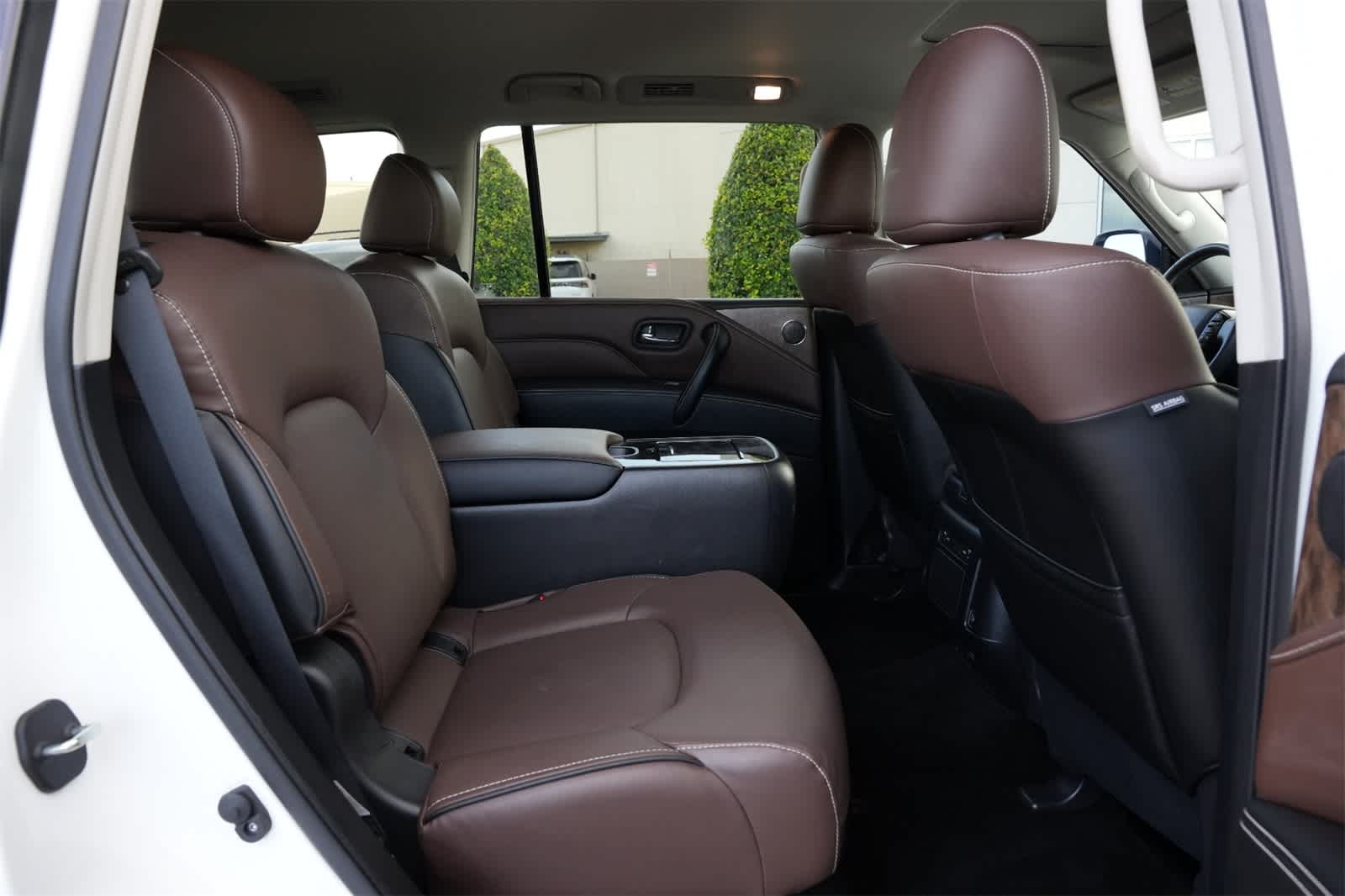 Thumbnail: 2024 INFINITI QX80 - 18