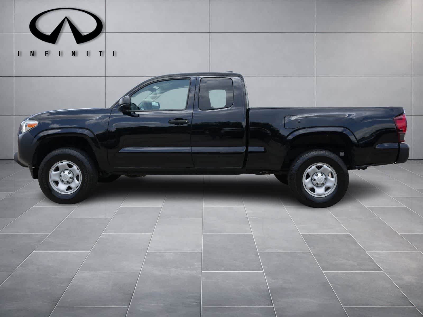 Thumbnail: 2020 Toyota Tacoma - 4