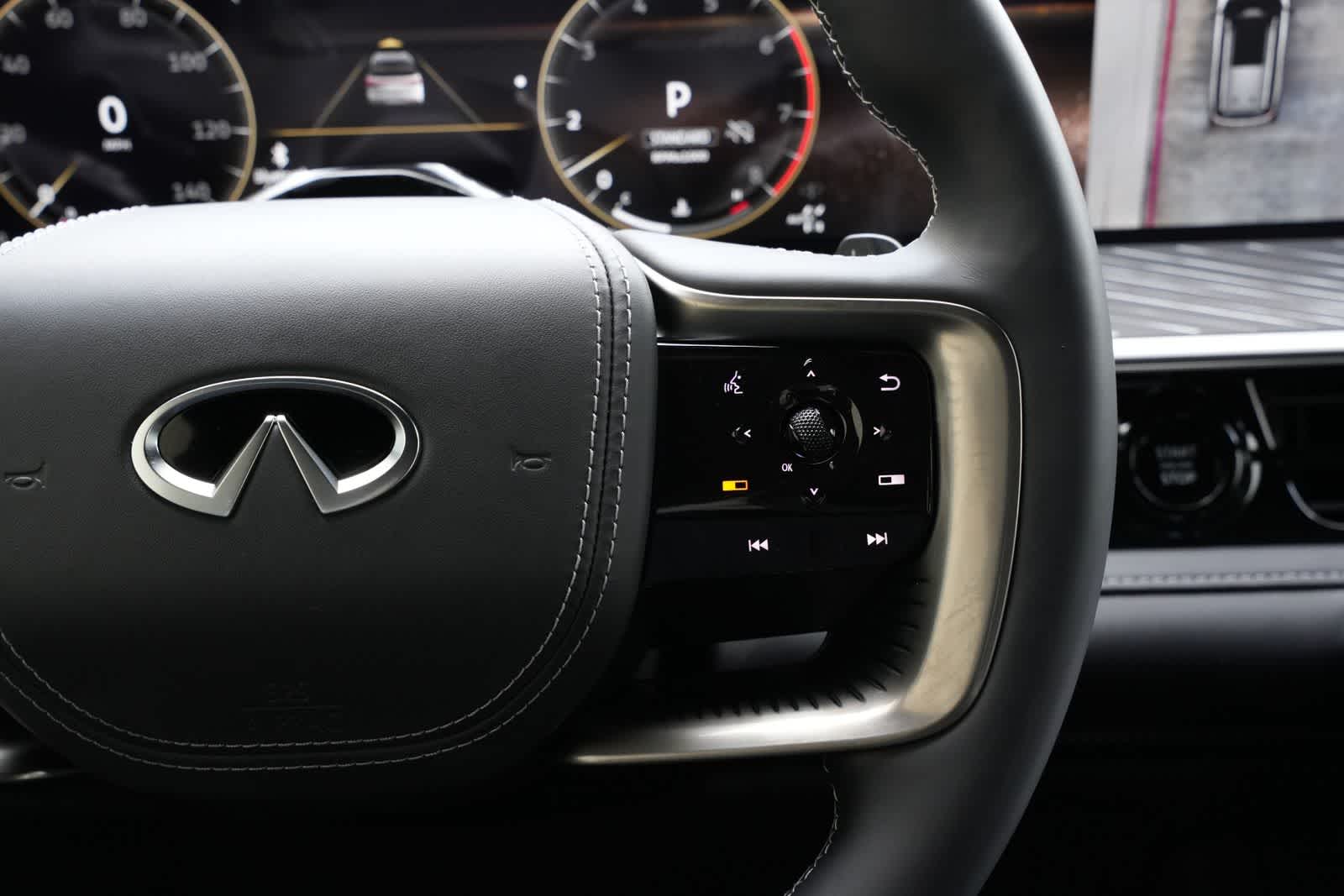 Thumbnail: 2026 INFINITI QX80 - 11