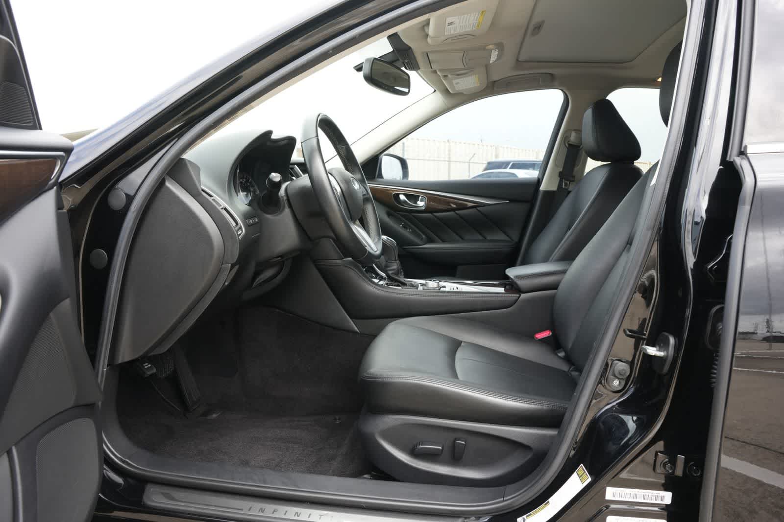 Thumbnail: 2019 INFINITI Q50 - 15