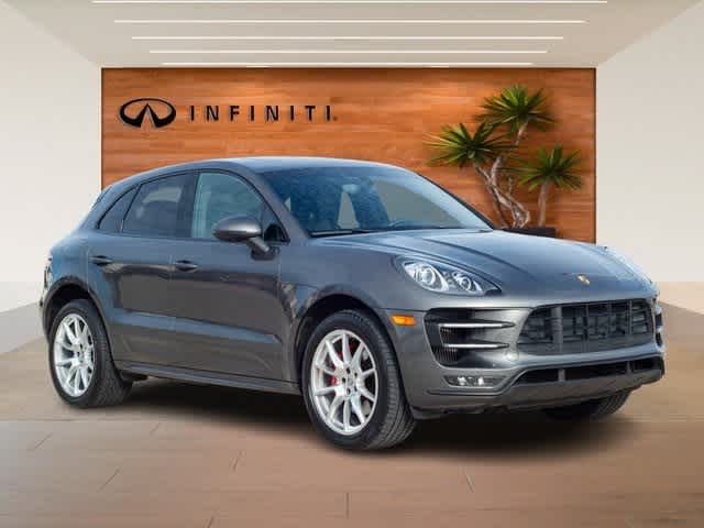 2015 Porsche Macan Turbo 4