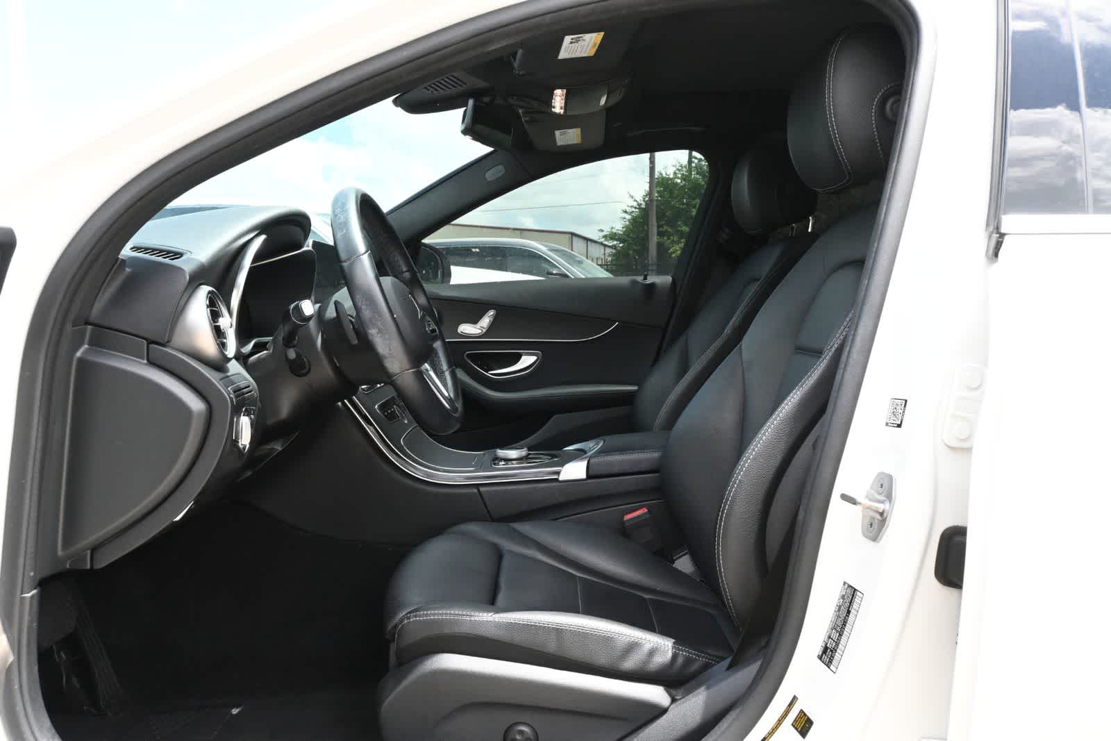 Thumbnail: 2020 Mercedes-Benz C-Class - 17