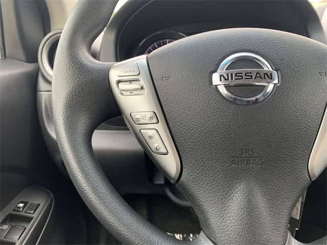 2019 Nissan Versa 1.6 SV 10