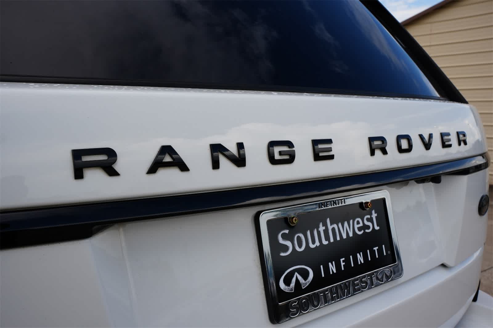 Thumbnail: 2016 Land Rover Range Rover - 19
