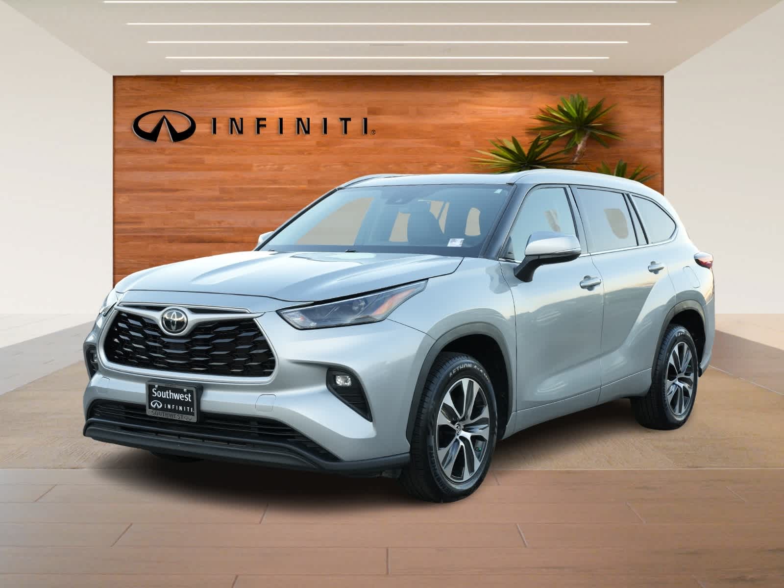 Thumbnail: 2022 Toyota Highlander - 1