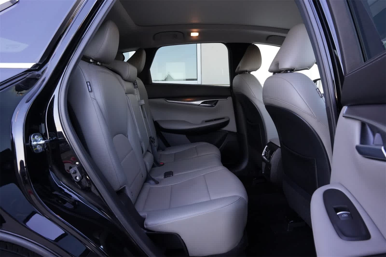 Thumbnail: 2023 INFINITI QX50 - 21